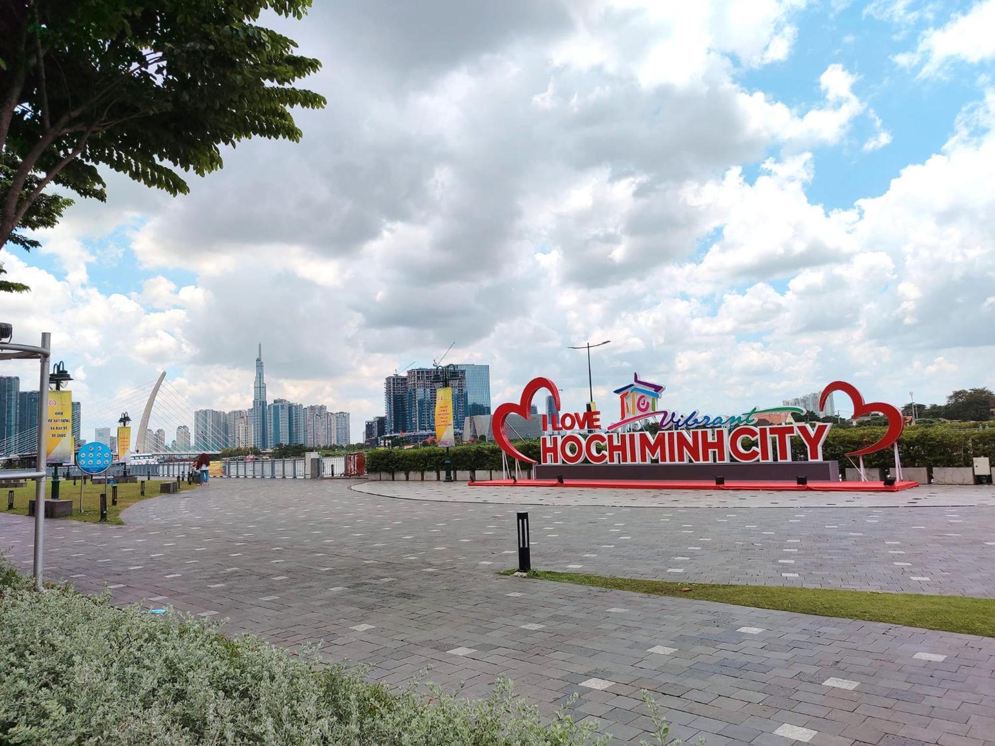 Linda Apartment-Icon56-District4-3Mins To Center Dtrc1- Infinity Pool- Awesome Rooftop 胡志明市 外观 照片